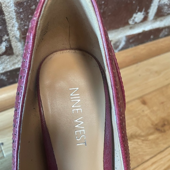 Nine West Size 5.5 high heels - Picture 2 of 4